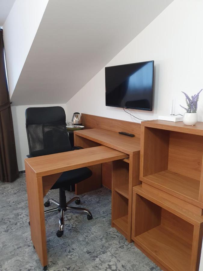 Stay Inn Rediu Valea Lupului  Екстер'єр фото