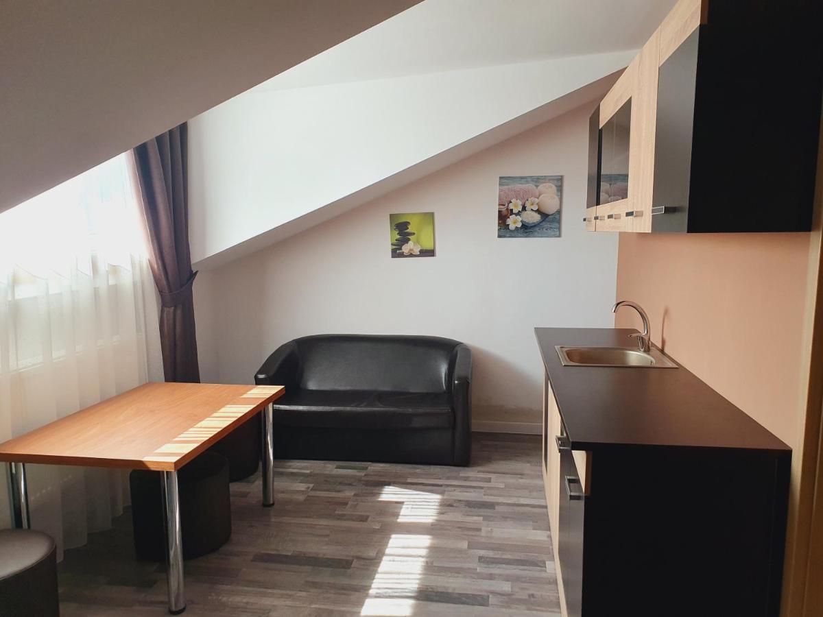Stay Inn Rediu Valea Lupului  Екстер'єр фото