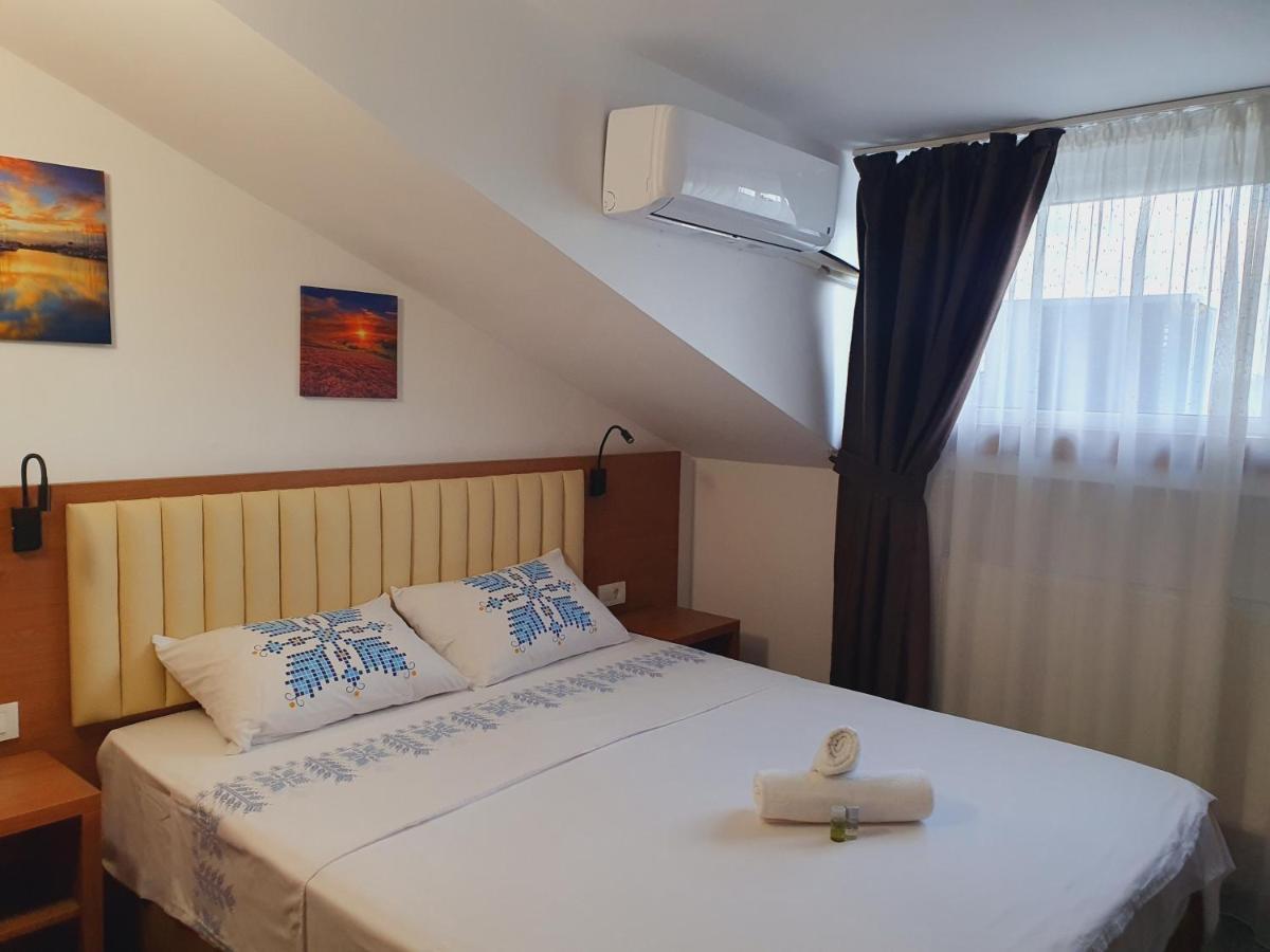 Stay Inn Rediu Valea Lupului  Екстер'єр фото