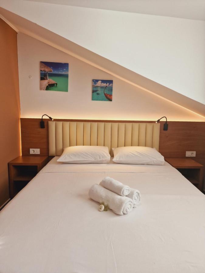 Stay Inn Rediu Valea Lupului  Екстер'єр фото